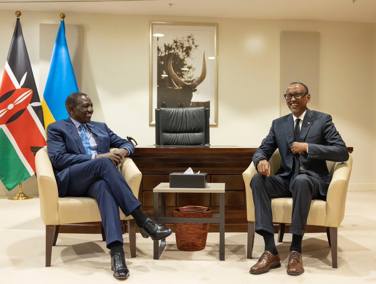 President Kagame held talks with President William Ruto of Kenya who is in Rwanda to attend the Africa CEO Forum #ACF2024. The two leaders discussed bilateral relations between Rwanda and Kenya, as well as regional issues of importance.