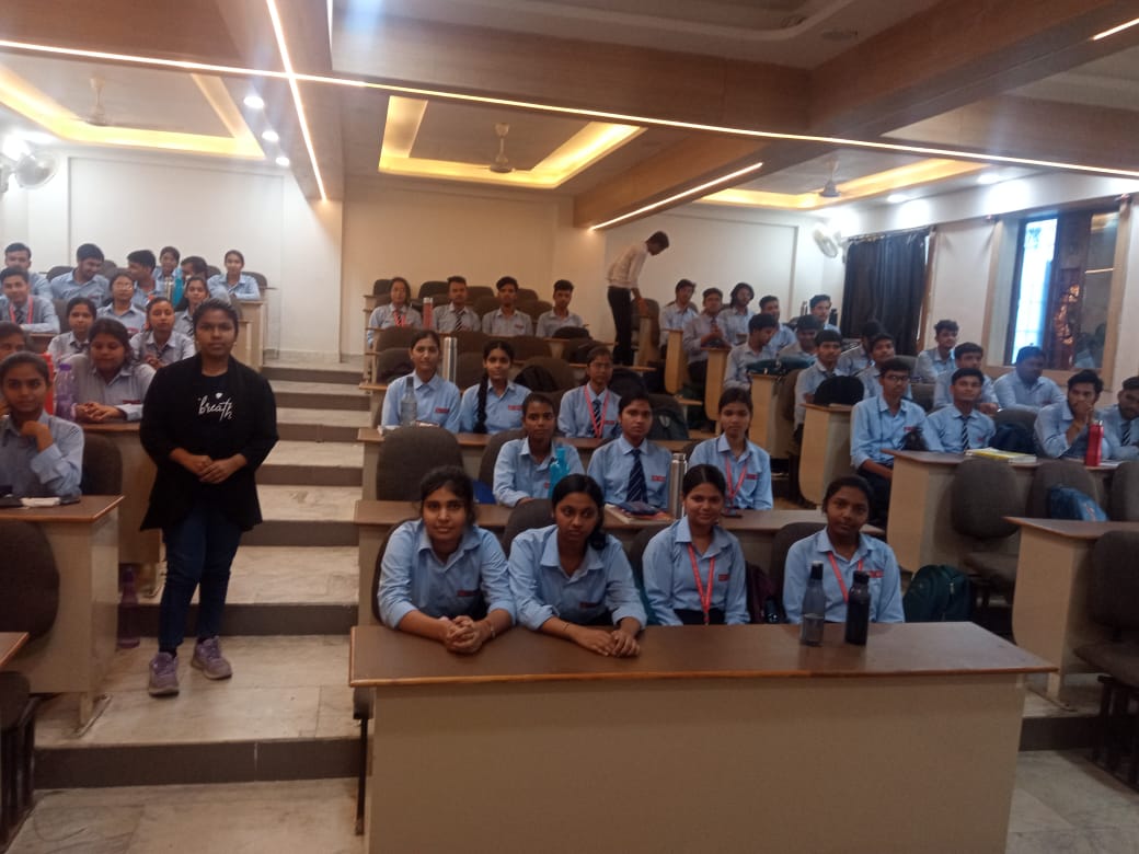 CrewsphereBGIEM's tweet photo. Just finished an insightful campus talk on Internet Computer Protocol (ICP) at the campus talk! Excited to apply these learnings. @icphub_IN #ICPhubs #withCrewsphere #crewsphere https://t.co/qR4aTadulC