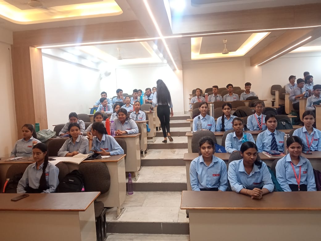 CrewsphereBGIEM's tweet photo. Just finished an insightful campus talk on Internet Computer Protocol (ICP) at the campus talk! Excited to apply these learnings. @icphub_IN #ICPhubs #withCrewsphere #crewsphere https://t.co/qR4aTadulC