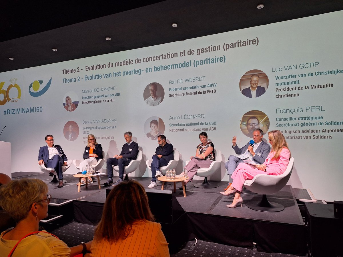 Al 60 jaar maakt <a href="/RIZIV_INAMI/">RIZIV</a> samen met sociale partners werk van onze gezondheid.En dat via een uniek overlegmodel,waar we bijzonder fier op moeten zijn,stelt @GorpLuc tijdens een debat op het symposium #RIZIVINAMI60.Samen maken we verandering waar.Op naar de volgende 60 jaar.