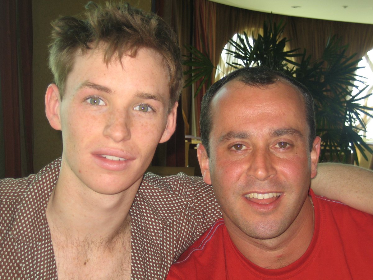 The beginnings...
A young Eddie with #MarcosCohen #onset of The Good Shepherd
'With #EddieRedmayne while working for the movie #YoungEddieRedmayne
 '#TheGoodShepherd'
Source: m.imdb.com/name/nm2182501…