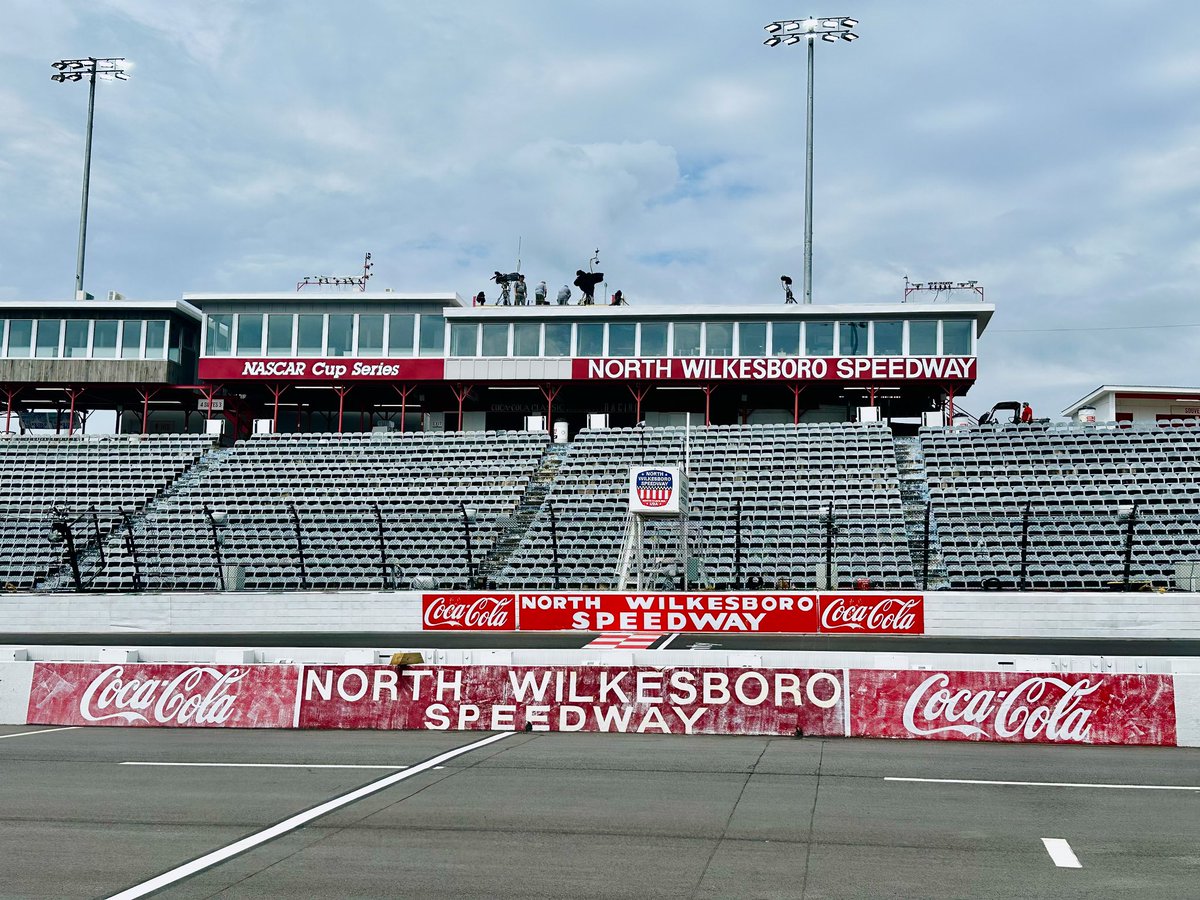 Good morning from @NWBSpeedway !!! Hoping to keep the current sunshine in place for @NASCAR_Trucks practice set for 3 p.m. ET today with @tydillon in the No. 25 and @dawsonsutton26 in the No. 26…carried live on @FS1.

#RackleyWAR | #NASCAR