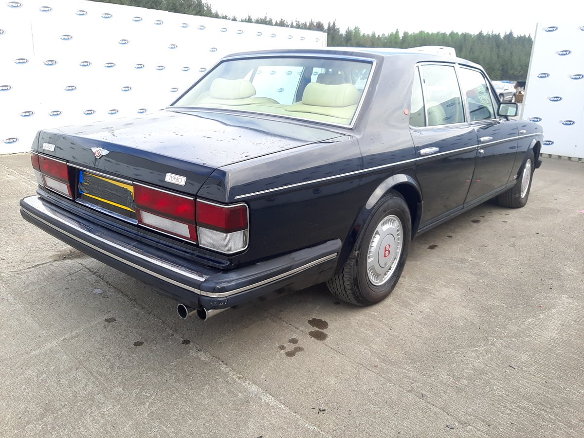 Looking for your next classic project car? 🚘 1986 Bentley Turbo R: ow.ly/tvsx50RJvBP 🛠️ CAT U | Engine| Minor dents & scratches 📅 Auction date: 20/05/24, 12pm, Whitburn #bentley #classiccar