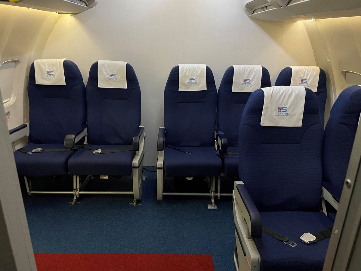 deeflightsim's tweet photo. Want to bring spectators with you?  Here at Deeside Flight Simulators, you can, free of charge!  Call our Sales Team on 0151 348 8926 to make your booking or for further information ✈ https://t.co/6P9cC5pLCc