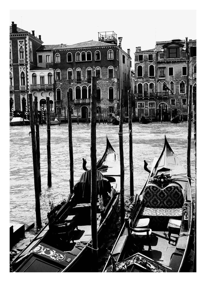Old gondolas, Grand Canal, Venice. #Ilfordphoto Delta 100 Pro medium format film. #blackandwhitephotography #monochrome #bnwphotography #bnw #filmphotography #analogphotography #travelphotography #venice #italy