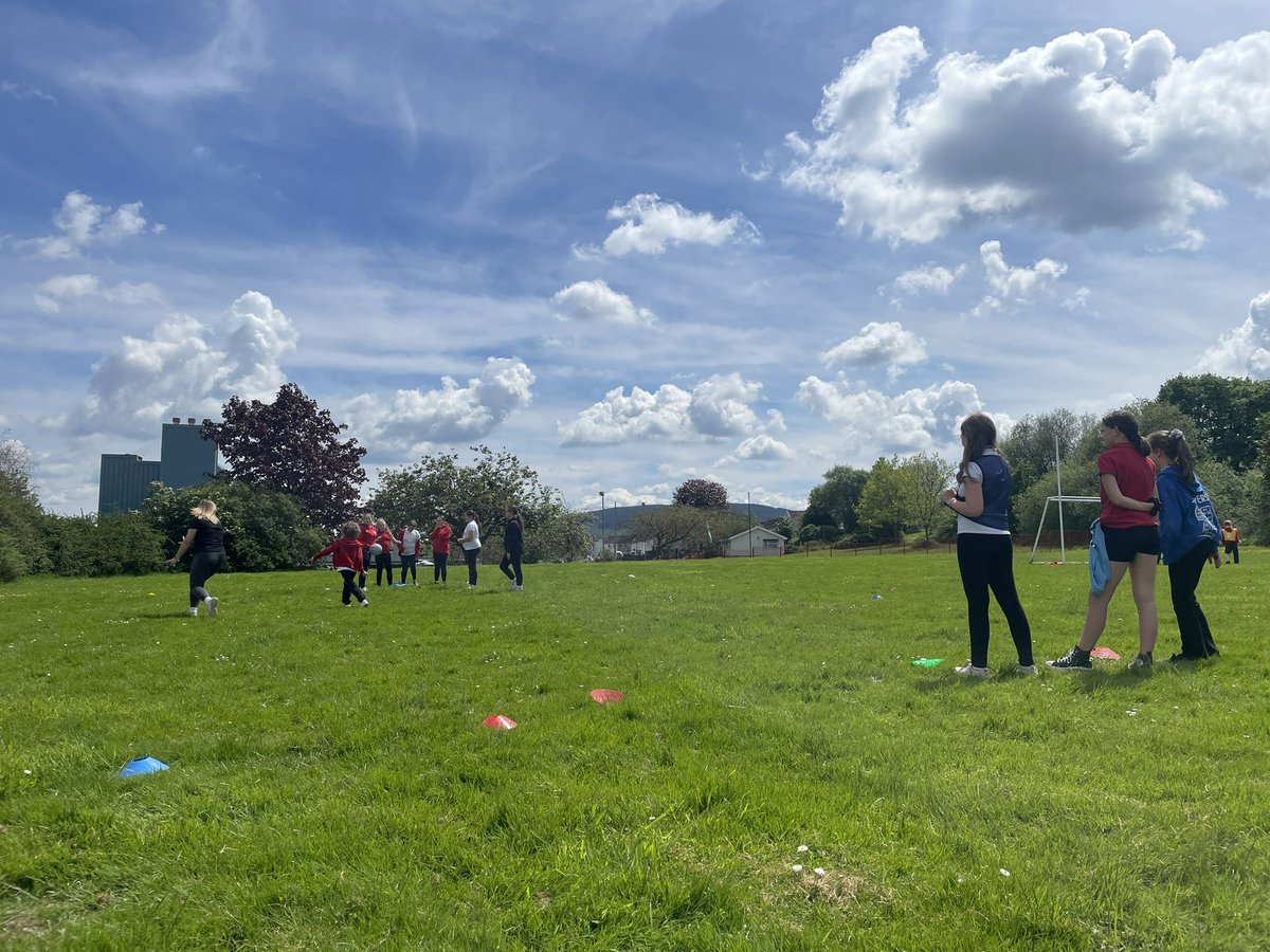 Diolch @CollegeMerthyr sport for our health & well being sport sessions this term! We’ve loved developing our skills ⚽️ 🏉 🥅 🏆