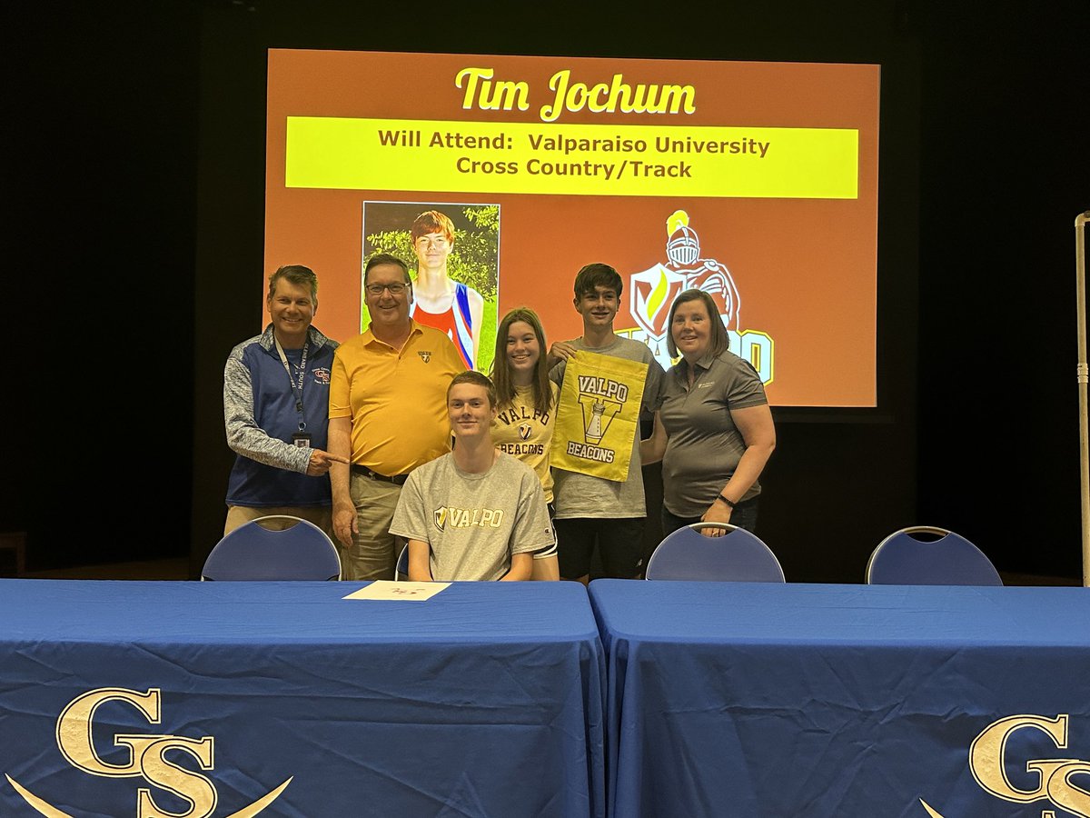 Congratulations to Tim Jochum on his commitment to Valparaiso University to continue his academic and cross country/track career.