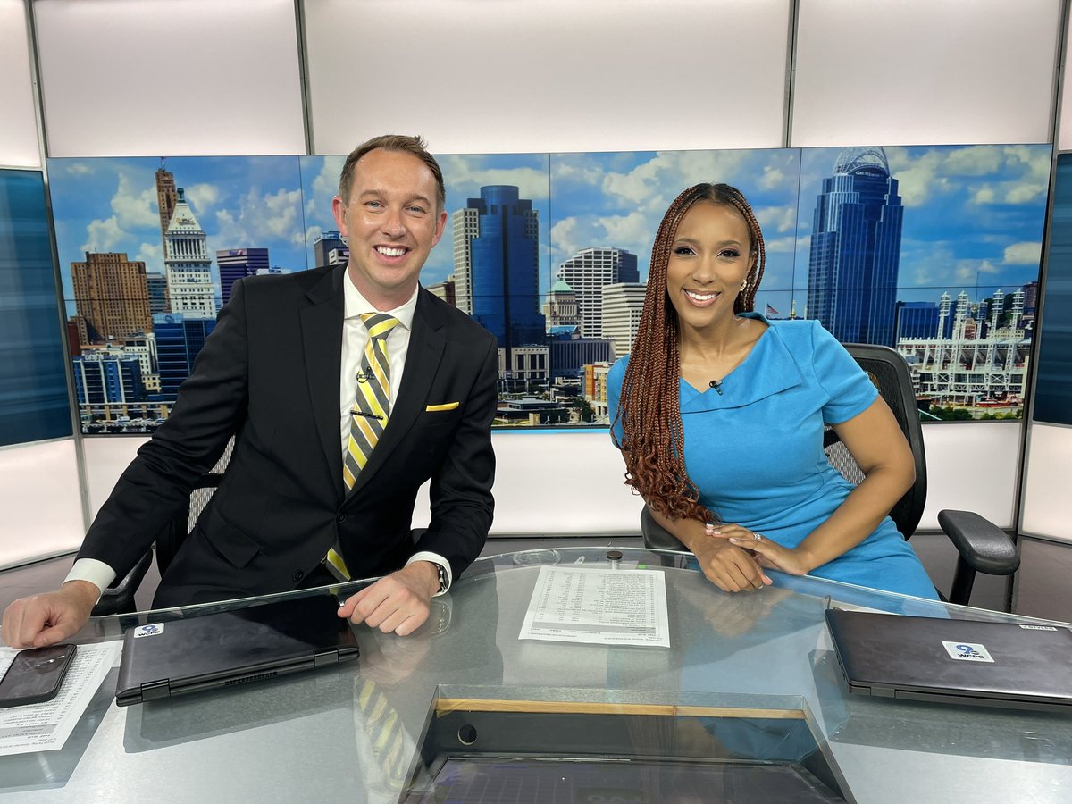 TONIGHT: One last night on the 7 and 11PM news for @_newsbae and me - hope you’ll join us.

Next week’s our last week but we’ll see you at 4 instead.