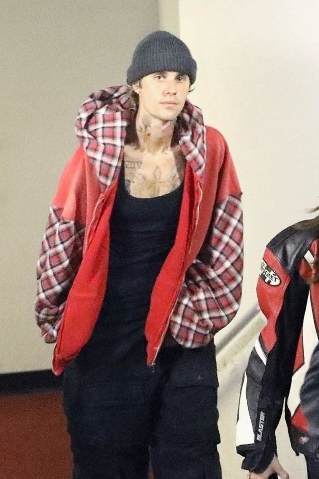 biebernovidade's tweet image. 🚨LINDOS! Justin Bieber e Hailey Bieber juntos ontem a noite.