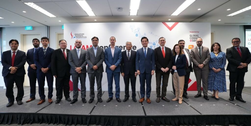 📰#Noticia |  Venezuela expone en Singapur oferta comercial y turística (+Detalles) 👇

mppre.gob.ve/2024/05/17/ven…

#VenezuelaUnida