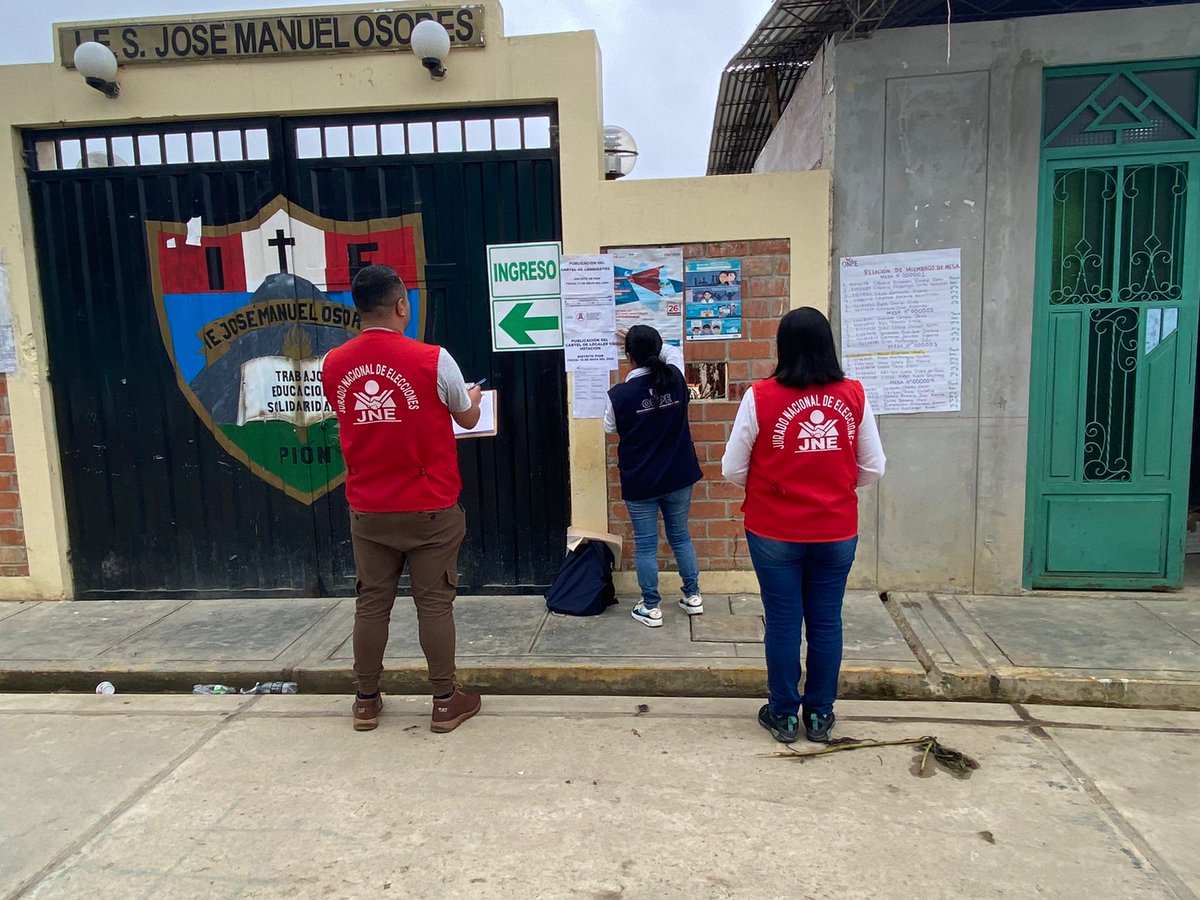 #EMC2024 🗳️ | Se realizó la publicación del cartel de locales de votación para las elecciones municipales complementarias del 26 de mayo en los distritos cajamarquinos de Ninabamba y Pion. #ONPEenRegiones #ODPECajamarca