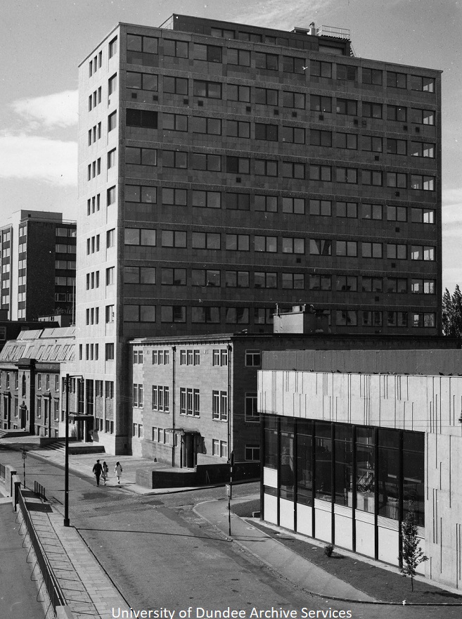 #ThrowbackTuesday The @DundeeUni Dental Tower dominates this 1969 photograph looking down Park Place #Archives #Dundee #DundeeUniCulture