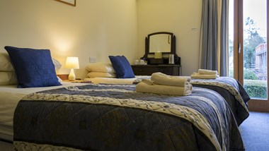 Staying in Hitchin? Benslow Music has a range of comfortable bedrooms with ensuite or shared bathroom facilities suited to a wide range of budgets. Visit the link for details benslowmusic.org/index.asp?Page…