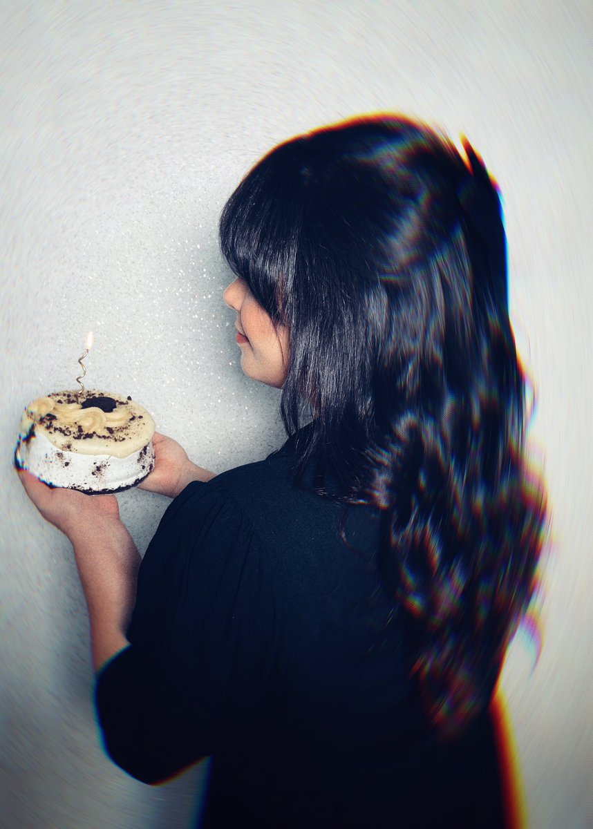 cistelli's tweet photo. 🥳✨It’s my birthday!!!✨🥳

Grata ao Senhor por mais um ano de vida, com saúde e cheia da graça de Deus.
Grata por tudo que Ele fez, tem feito e irá fazer! 

Feliz e agradecida por cada estação que passou e pelas que estão por vir! 😌

Obrigado meu Pai!❤️

#itsmybirthday https://t.co/EY8k2AhvH5