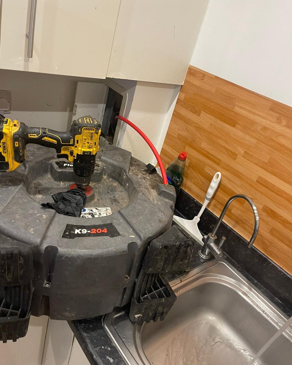 Blocked sink? No problem!

Our team is ready to tackle any plumbing issue you have, including clearing that stubborn blockage. A quick and efficient service is our specialty.

Call 02071014800
enquiries@bmlgroup.co.uk
eu1.hubs.ly/H097-Hb0

#BlockedSink #FacilityManagement