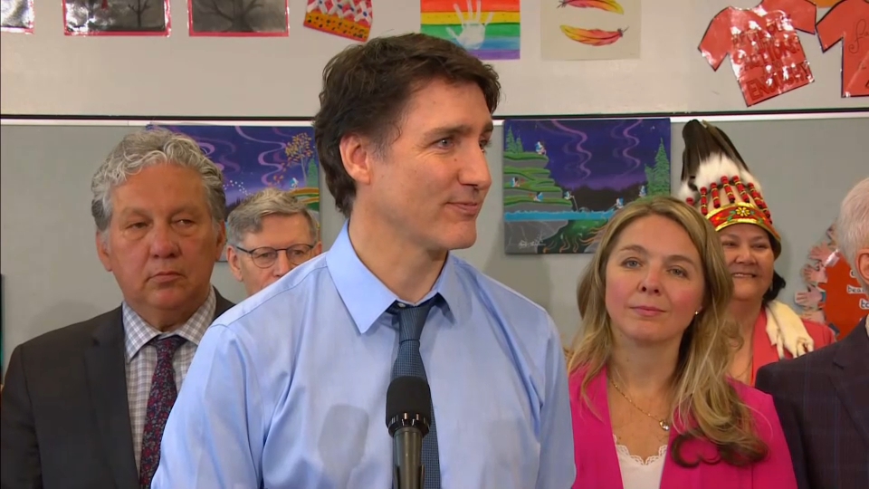 LIVE: PM Trudeau makes announcement in Winnipeg ➡️ow.ly/2pps50RJXU5 EN DIRECT : Le PM Trudeau fait une annonce à Winnipeg ➡️ow.ly/v3ew50RJXU6 #cdnpoli | #polcan