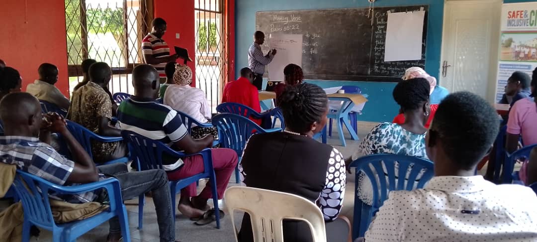 gloforduganda's tweet photo. Exciting progress for Ogene Ken Waa youth group! We completed a session on resource mobilization and proposal writing. #SAIC
"Together, let's empower the youth with the skills they need to shape a brighter future." #YouthLeadership #Empowerment https://t.co/cohkCHrwMM