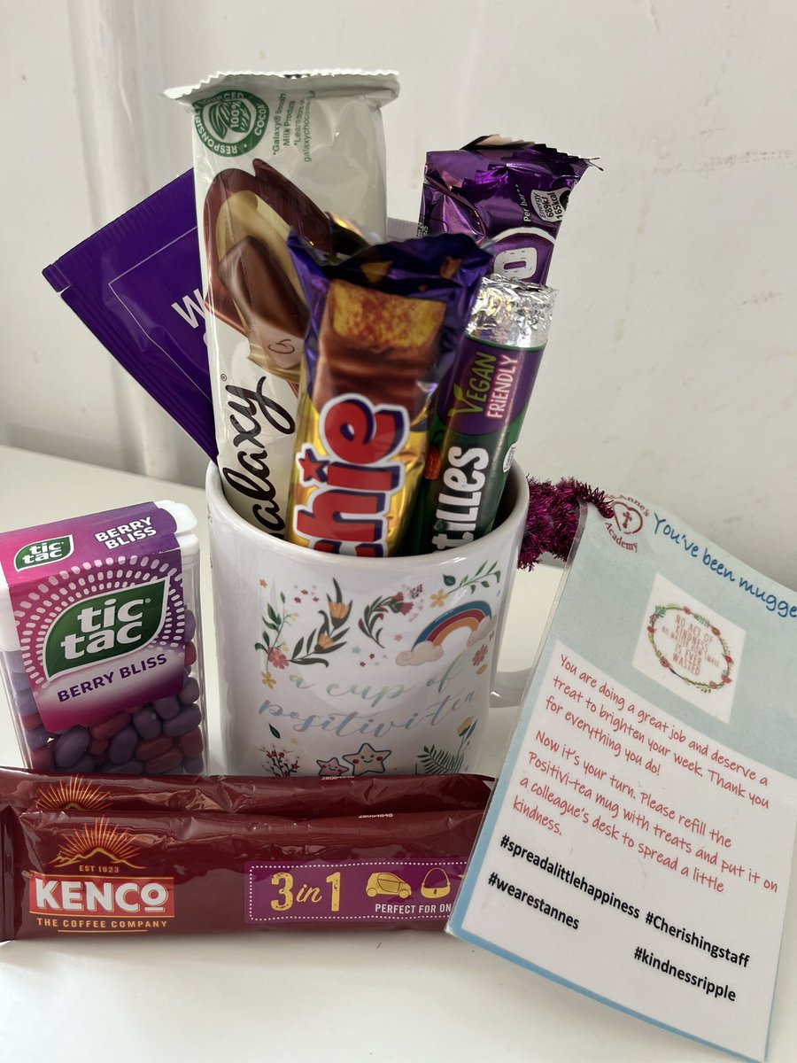 A cup of positivi-tea to end the week! Thank you <a href="/BPooleStAnnes/">Becky Poole</a>. This was a wonderful start to my Friday 🩵