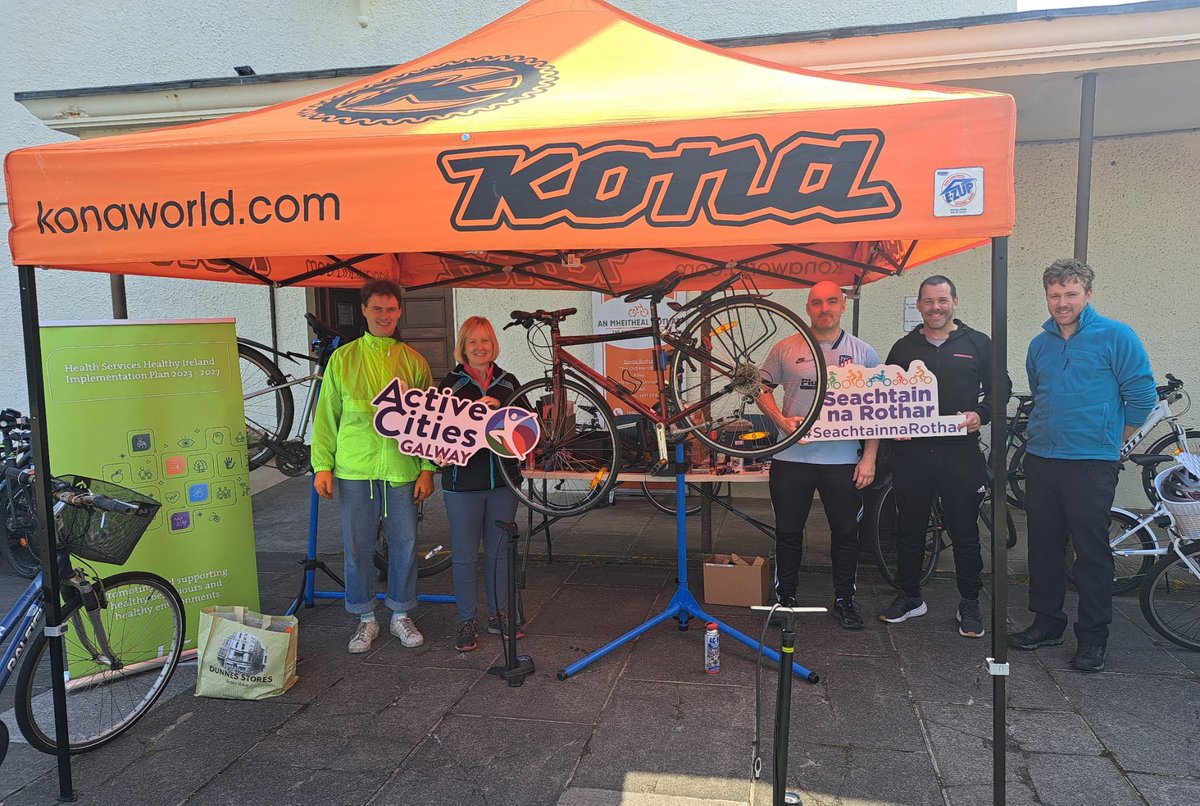 HSE staff celebrate #NationalBikeWeek🚲in Merlin Park #Galway by dropping their bikes off for a FREE service in prep for the Summer - an initiative to encourage staff to cycle to work. Thanks to @HsehealthW @HealthyIreland & An @MheithealRothar Happy & safe cycling everyone!