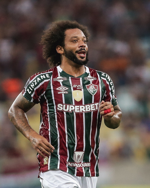 A felicidade de quem completou 90 jogos com a camisa do Fluminense e marcou seu primeiro gol na @LibertadoresBR! Ídolo. ✨💫1️⃣2️⃣