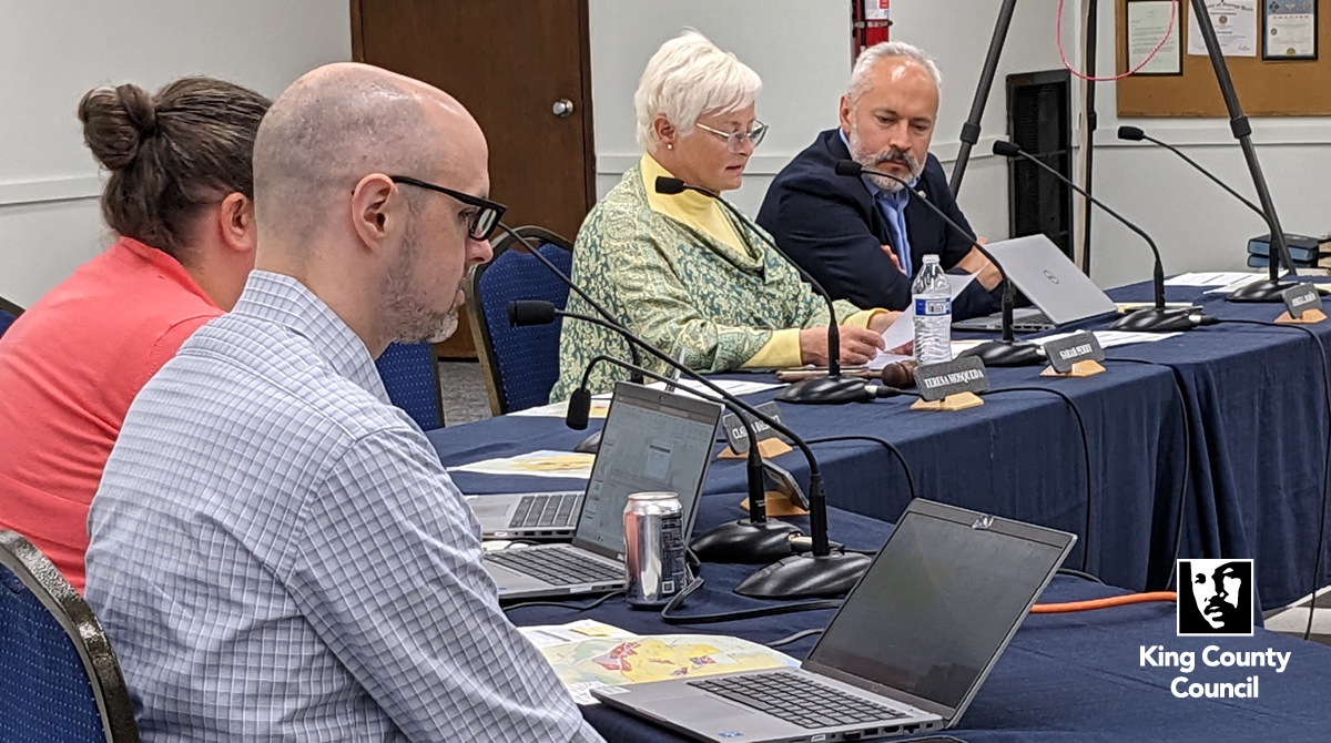 The Council’s Local Services & Land Use Committee held a meeting for the public on the 2024 Comprehensive Plan in Skyway last night. Though a power outage provided some challenges, the meeting proceeded successfully. Learn more about the plan: bit.ly/kc-comp-plan24