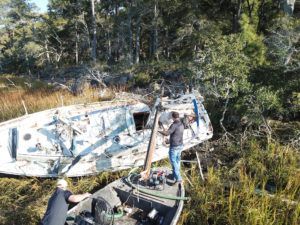 Do you know that leaking fuel and other toxins from hundreds of abandoned ships in Oregon and Washington pose serious environmental risks? buff.ly/44tsxDZ #realcoastaldifference #lowcountrylife #coastalcleanup #adventure #boat #boating #charleston #cleanup #coastal