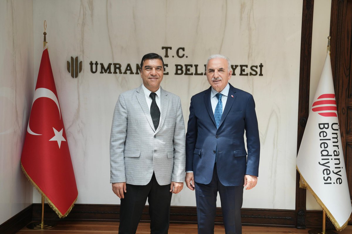 Ümraniye Eğitim ve Araştırma Hastanesi Başhekimi olarak atanan Doç. Dr. Mehmet Yaşar Özkars hocamızı misafir ettik. Nazik ziyaretlerinden dolayı teşekkür ediyor, yeni görevinin hayırlı olmasını diliyorum.