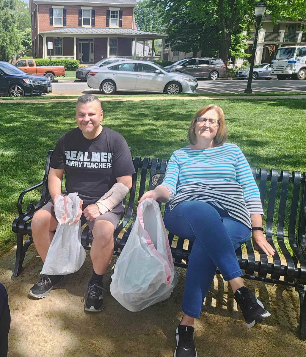 Earlier this month was the NIAMS 3rd annual Community Trail Cleanup! Over 40 staff, including director Dr. Lindsey Criswell, split into three groups to clean several local Maryland parks. A huge THANK YOU to everyone who participated and made a positive impact.