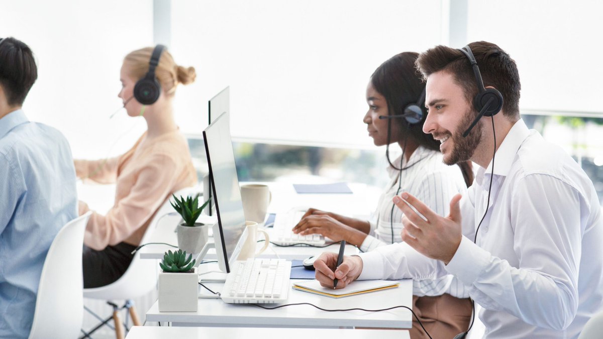 Explore the future of #communication and how #VoIP phones are revolutionizing business conversations. ow.ly/KM8g50RJE0F #UCatWork #UC #UCaaS #telecom