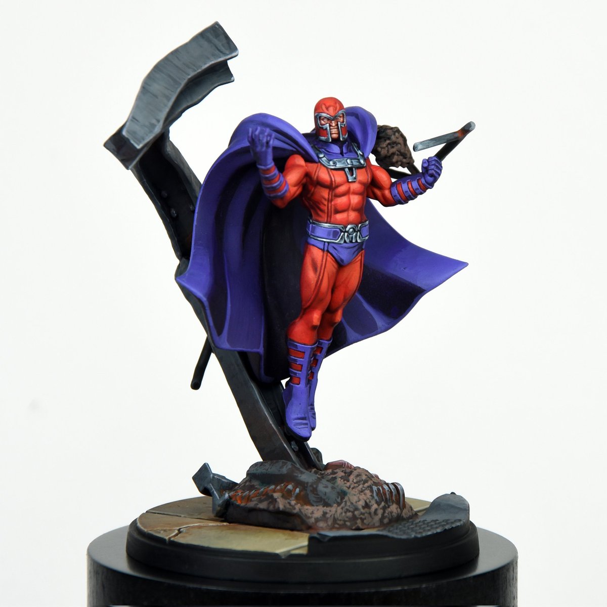 Magneto from #marvelcrisisprotocol

Painted for a private tutorial.
@atomicmassgames
 #marvel #magneto #xmen #miniaturepainting #boardgames #atomicmassgames