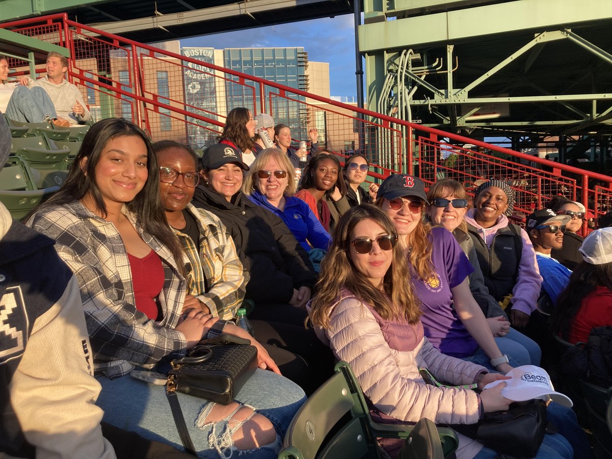 Last Friday, SCFG Mentors met at Fenway Park to watch the Red Sox vs Washington Nationals game. Despite the game loss, the night was a win as our Mentors got had the chance to connect outside of Science Clubs. Thank you @MassMentoring Partnership (MMP) for the tickets!