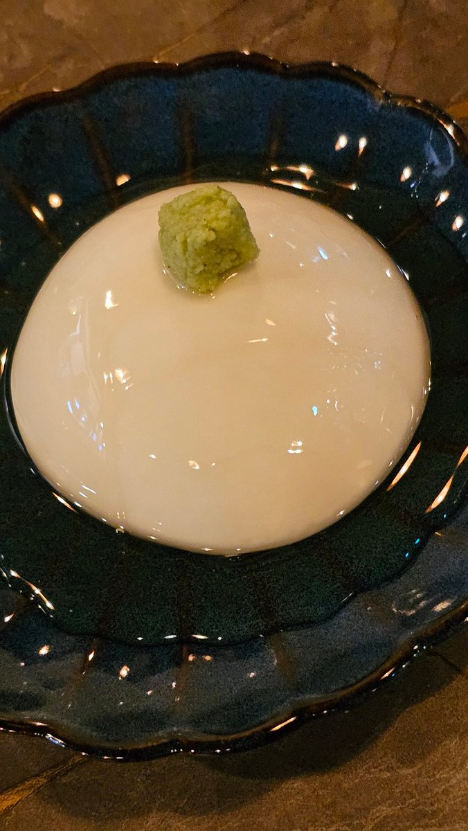 혜화 오늘

사와 2900원으로 할인해줘서 하이볼 좋아하면 여기 좋음!
음식 진짜 맛있는데 나오는데 짱 오래걸림!
배 별로 안고플때 가서 주문해놓으면 잊을때쯤 음식이 등장함🥲
순두부계란탕은 그냥 라면없는 순두부라면맛 면추가 하고싶어짐...
주문을 직원통해 하는게 아니라 NFC로 받아서 편했음!