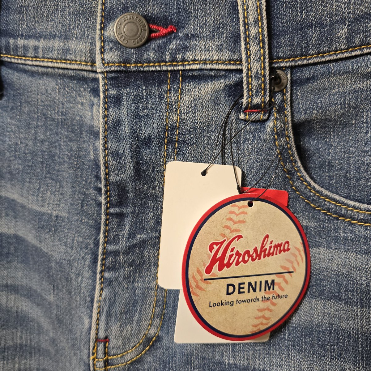 kazu1027taka802's tweet image. ｷﾀﾜｧ━━━(n‘∀‘)η━━━━!!!!!!
これでスクワット応援も大丈夫やね✨

 #広島東洋カープ応援用デニムパンツ

 #広島東洋カープ
 #洋服の青山
 #カイハラ
 #マツオカコーポレーション