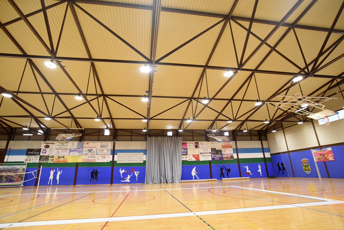 Al mejorar la eficiencia energética de instalaciones deportivas como las de Churriana de la Vega o Gójar conseguimos edificios públicos más sostenibles
👉<a href="/dipgra/">Diputación de Granada</a>➕#UniónEuropea <a href="/EUinmyRegion/">EUinmyRegion🇪🇺</a> 
#GranadaMetrópoli #SomosSostenibles
ℹ️bit.ly/EdificiosPúbli…
<a href="/AytoChurriana/">Churriana de la Vega</a> <a href="/AytoGojar/">Ayuntamiento Gójar</a>