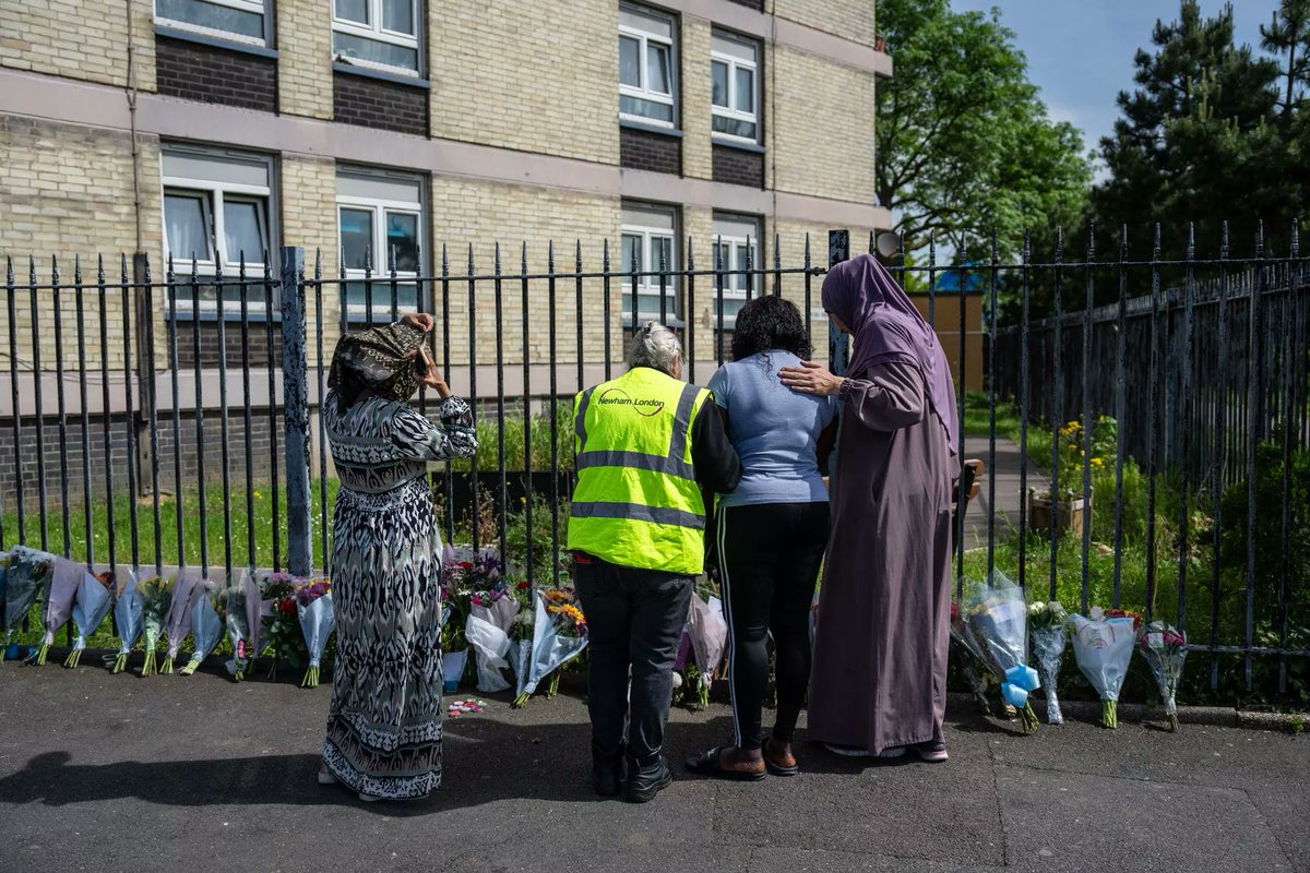 NEW: A local mosque has launched a fundraiser to support the family of Aalim Makial Jibril, a 5-year-old boy who fell to his death from a 15th-floor tower block flat in east London this week. Over £3,000 has been raised so far. localgiving.org/appeal/Aalim-M…