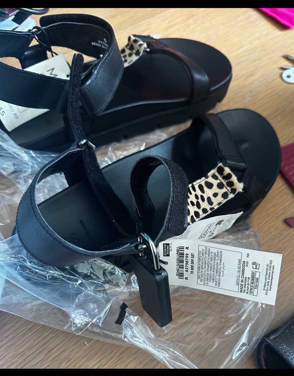 Nice one <a href="/marksandspencer/">M&S</a> . Wife bought new sandles and they have arrived with a security tag/lock attached