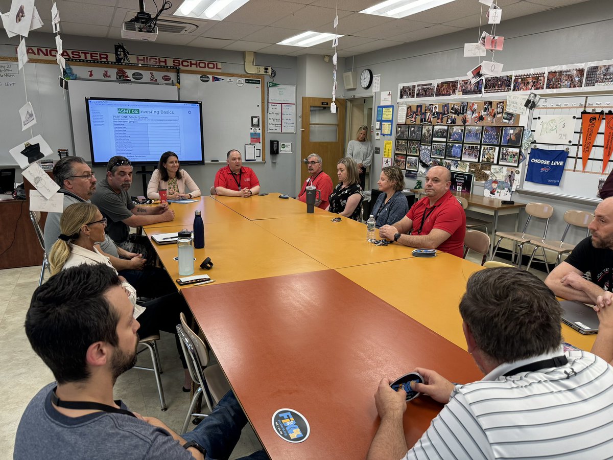 This afternoon I met the amazing members of the @LCTA_NY and Lancaster Association of Service Personnel in the @LancasterCSD. Experiential learning there offers students incredible opportunities - arts, music, Project Lead the Way. The Trades Academy built the new garden that the