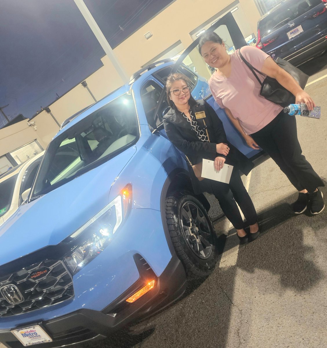 🎉 Congratulations on your new Honda! 🚗✨ Thank you for choosing Metro Honda. We’re thrilled to have been a part of your car-buying journey. Enjoy the ride! 🥳👏 
.
.
.
#NewCar #Honda #HappyCustomer #MetroHonda #TheWayToGoIsMetro #JerseyCity #NJ #CarOfTheDay #HondaUSA #Honda