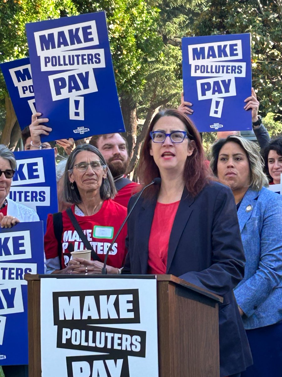 @LauraFriedmanCA,@CarolineMenjiv3, @ib2_real, @AsmGreggHart each introduced one of the six bills that will finally hold Big Oil accountable. Together, we’re ready to get it over the finish line! #MakePollutersPay