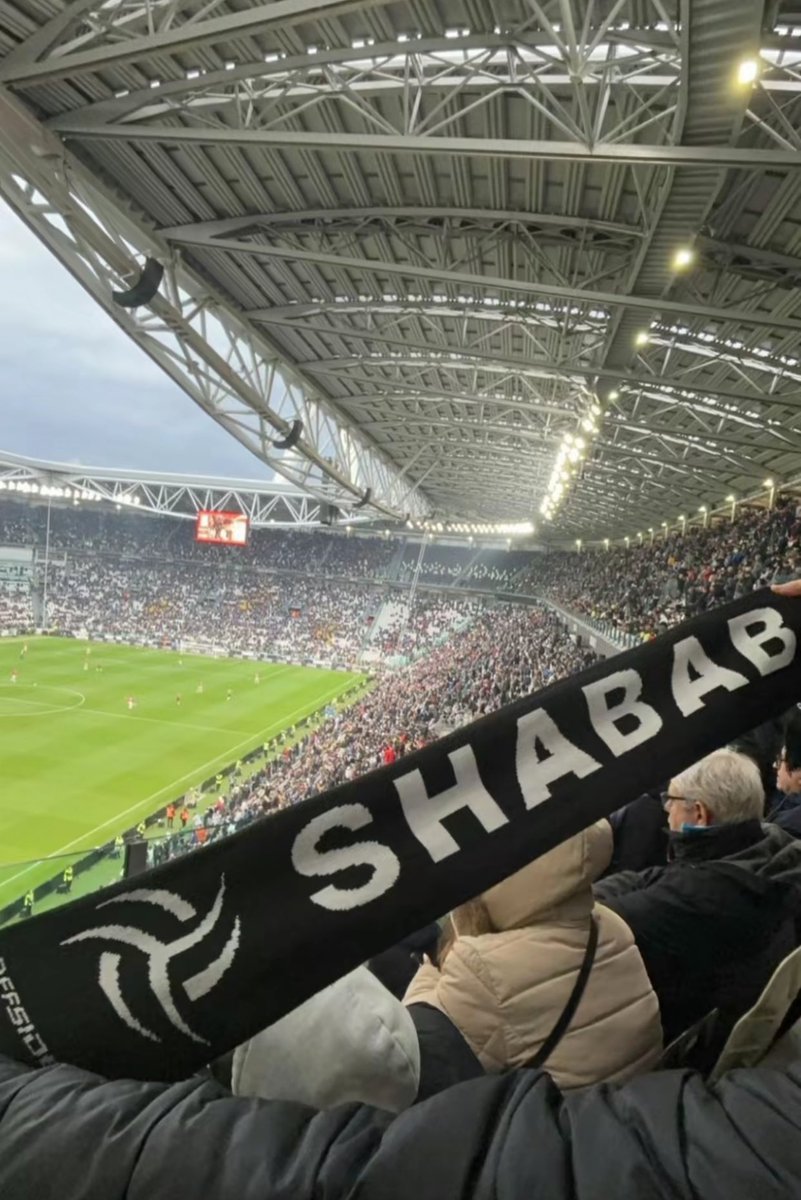 مايشفي الشوق الا لُقياك
و يا حلُو اليوم دامني فيك موعود 🤍

#Shababday