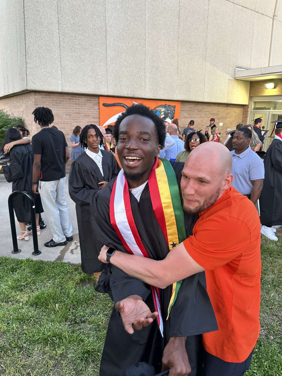 One of the best coaches out there. Thank you for believing in me🧡🖤