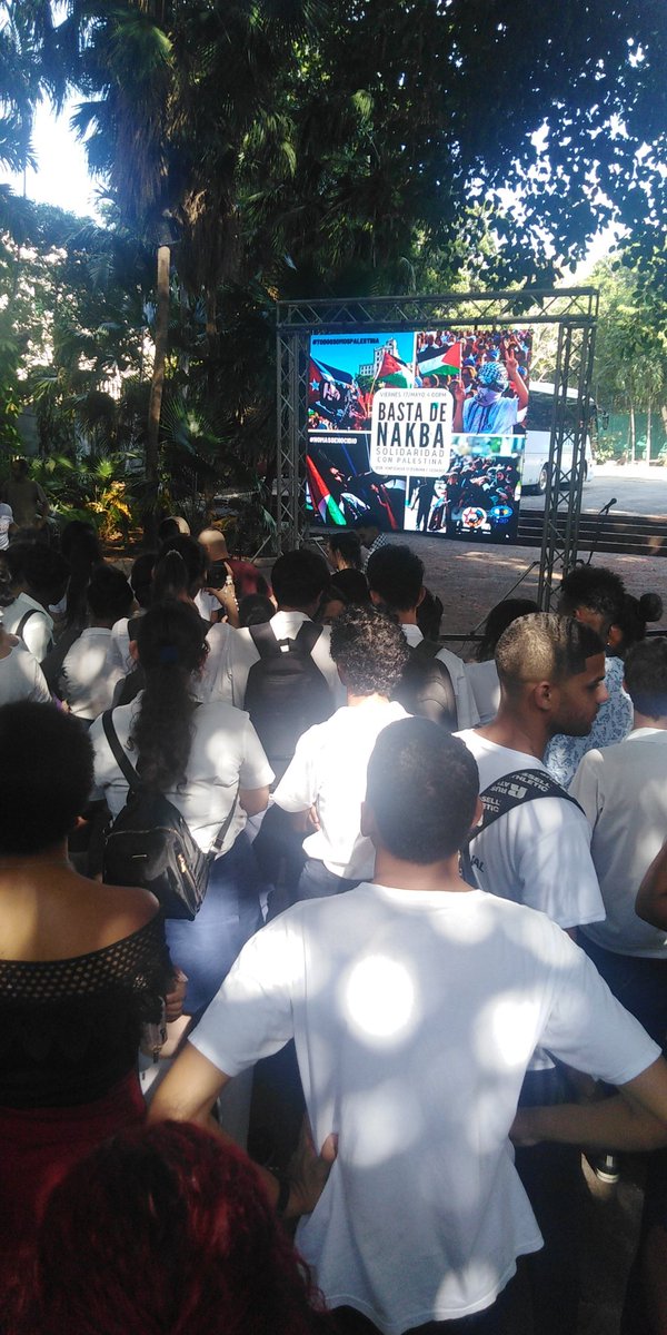 "Basta de #Nakba". Solidaridad con Palestina!!!

Desde el <a href="/ICAP_cuba/">ICAP</a> los estudiantes del <a href="/ISRICuba/">ISRI Cuba</a> y del resto de los centros docentes de la capital apoyando la causa Palestina.

#OrgulloISRI
#DeLaTallaDeRoa
#Nakba76años