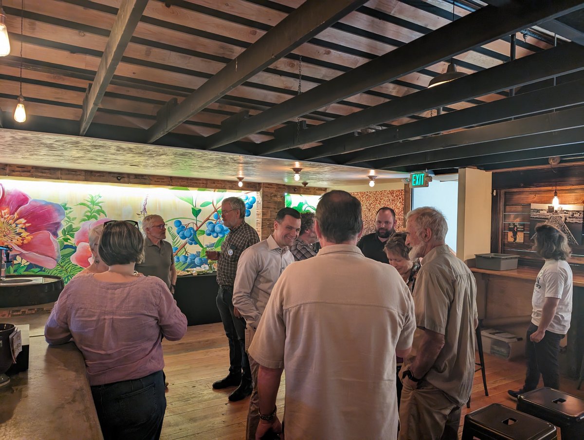 We had a great time meeting with folks in Eugene at @wildcraftcider. Always great to hear the robust support for our vision to protect Oregonians as our next Attorney General. Be sure to get your ballots in by Tuesday! #orpol