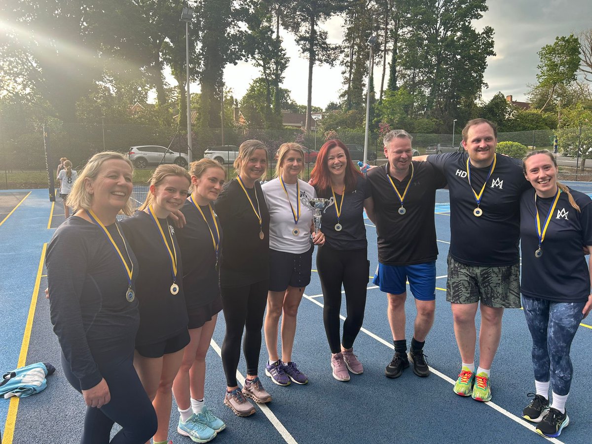 🎶 Oh what a night! 🎶 Congratulations to this lot for an amazing evening of netball Full details to follow on @TheMaristSchool but needless to say the trophy was retained 🙌🏻🙌🏻💪🏻💪🏻🥇🥇🏆🏆