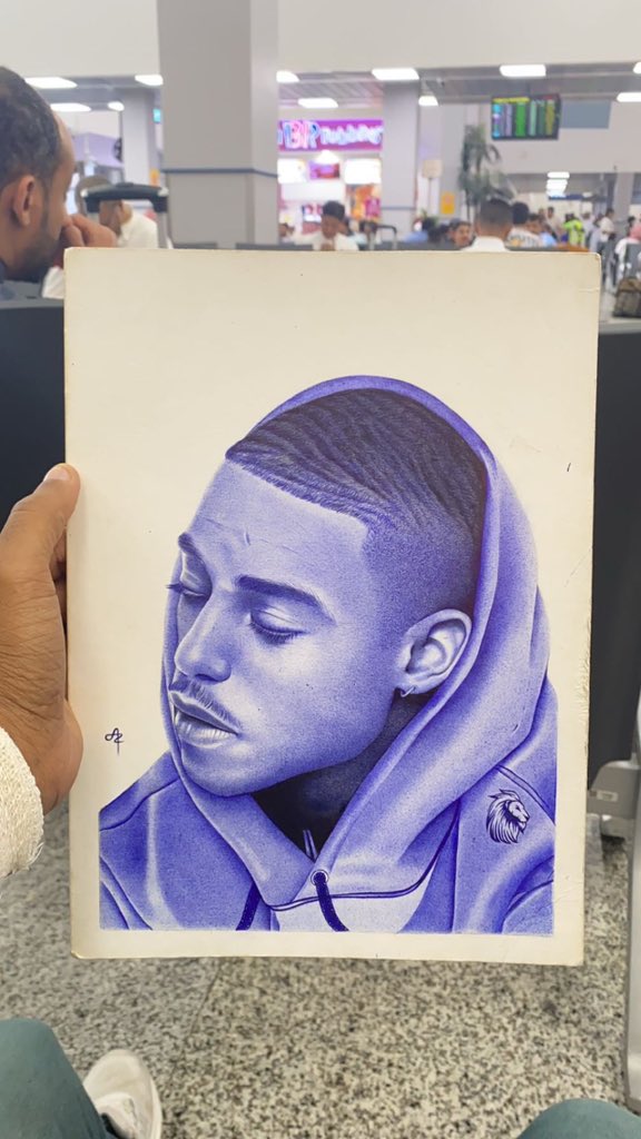 عَزيز tweet media