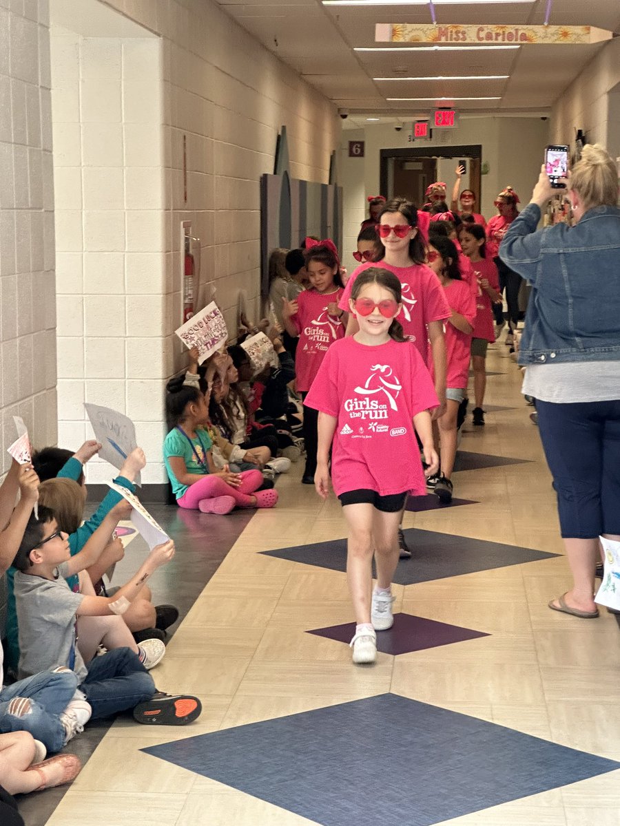 'Our exuberant third graders are all set for Girls on the Run! With the support of teachers, staff, social workers, and their classmates, they're ready to shine at tomorrow's run at Penn State Berks. Go team!'@PSEA @PADeptofEd @PENNSTATEU1 @muhlsd @PSBA @SenJudySchwank 🇺🇸Rah!!!