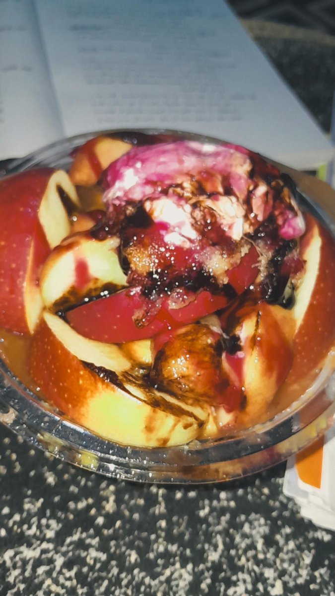 بابا لما يحب يدلعني ♥️