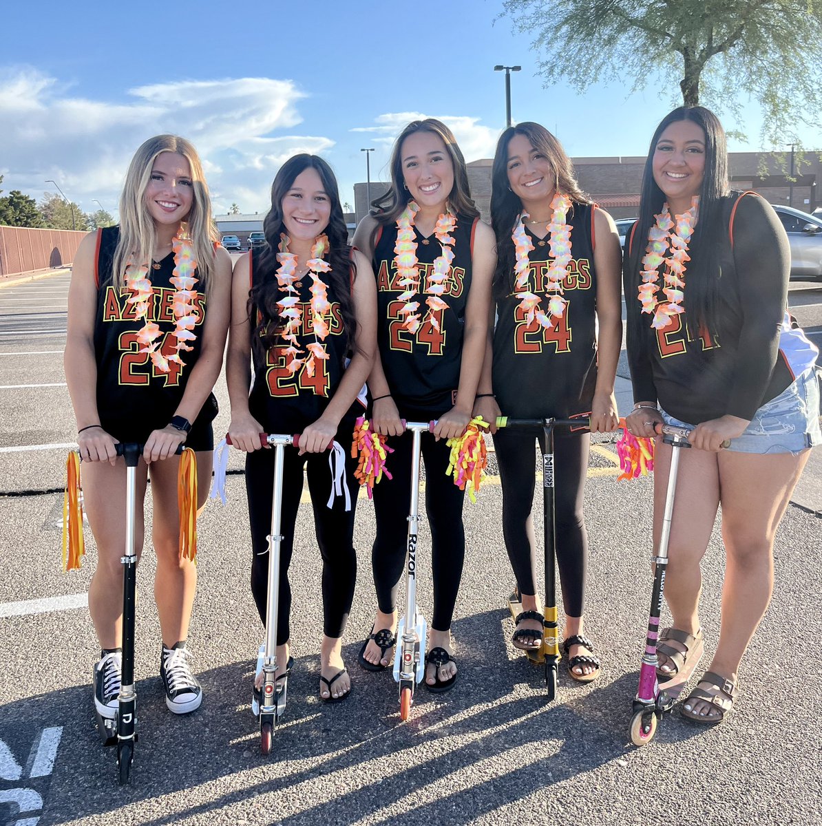 CDS Aztec Softball 🥎 tweet media