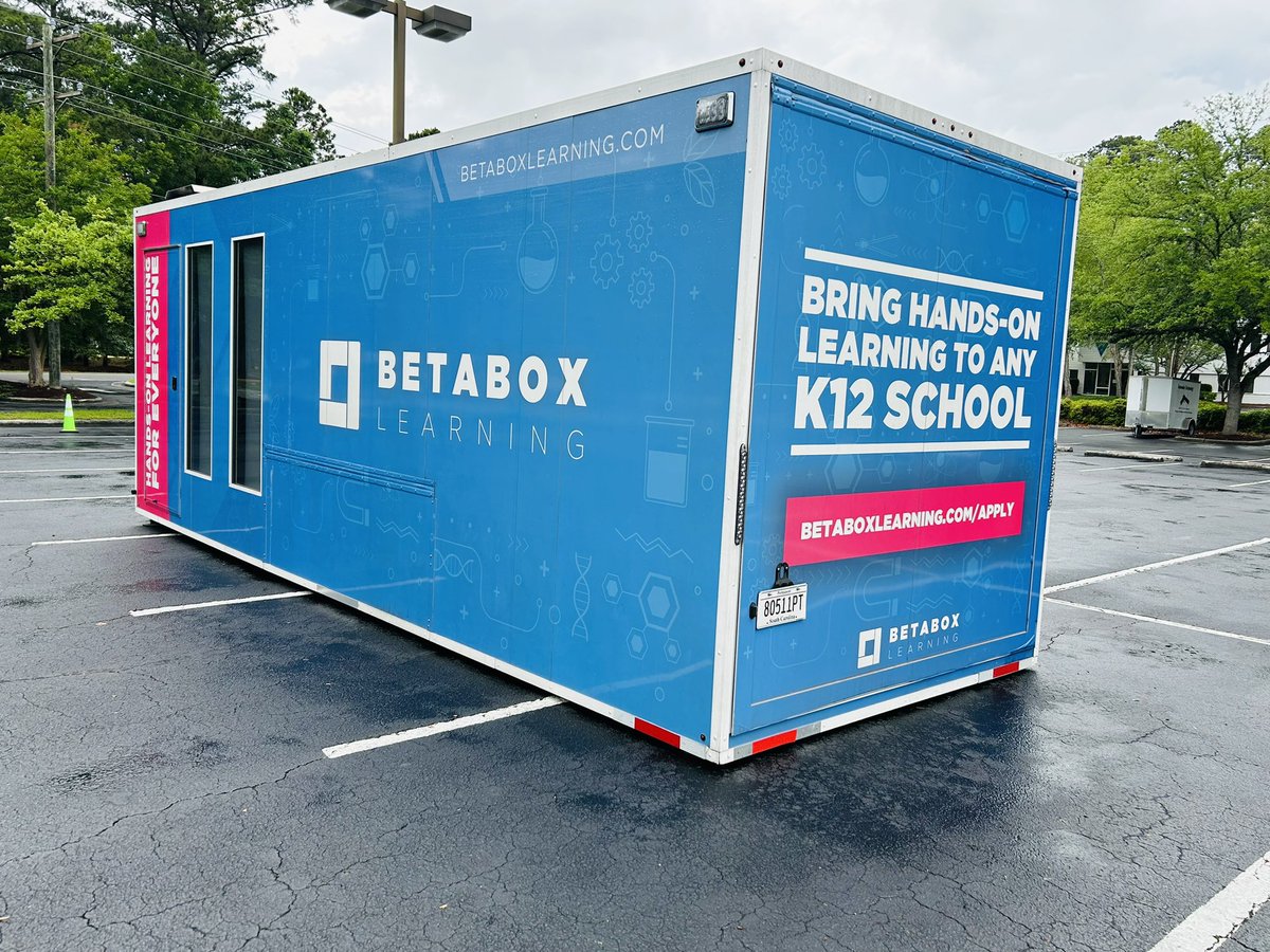 Dr. Marlow Artis (@tarheelteachers) on Twitter photo I am thrilled to partner with <a href="/betaboxlearning/">Betabox Learning</a> once again! I first collaborated with them in 2019 for a Saturday Academy when I was Upward Bound Director for Sampson County Schools. This time, they will be one of our featured activities at OWL FEST 2024! #CravenEarlyCollegeWINS I am thrilled to partner with <a href="/betaboxlearning/">Betabox Learning</a> once again! I first collaborated with them in 2019 for a Saturday Academy when I was Upward Bound Director for Sampson County Schools. This time, they will be one of our featured activities at OWL FEST 2024! #CravenEarlyCollegeWINS