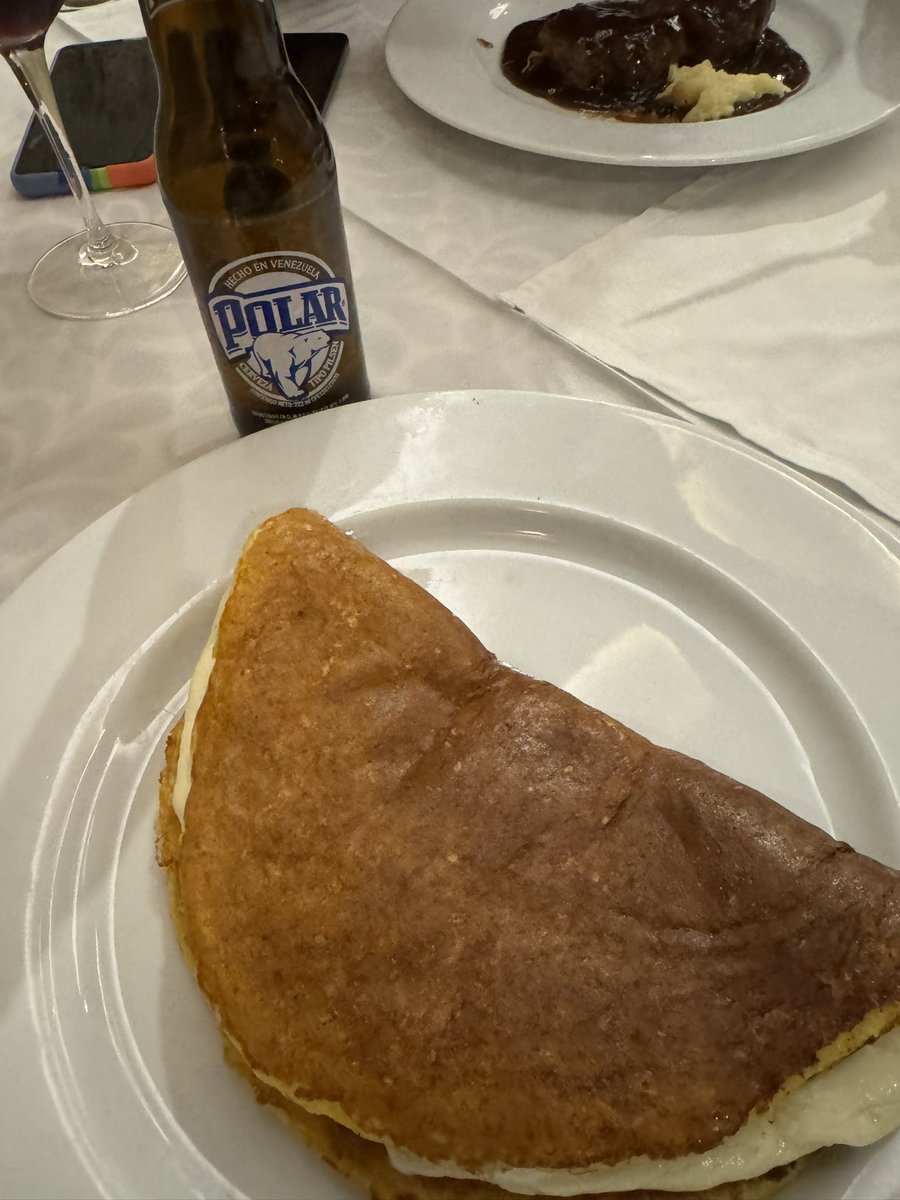 EstherYez's tweet image. Últimas horas en la #Caracas de mi corazón ❤️🇻🇪❤️ #WorkDone #reportera #periodismo #Venezuela #hastapronto #micasa